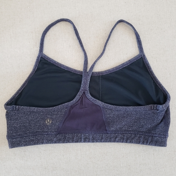 Lululemon – Lot of Flow Y Bras Racerback Bra - Picture 5 of 7